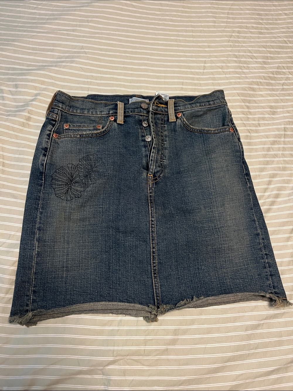 Vintage Levi’s denim skirt